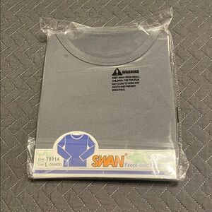 Swan Boy's Gray Fleece-Lined Thermal Top Large (New With Tags)